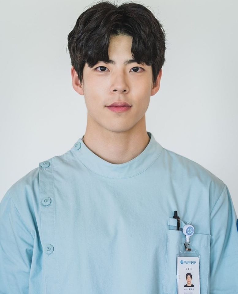 Meet Choi Woo Sung, “That Nurse” in “It’s Okay To Not Be Okay”