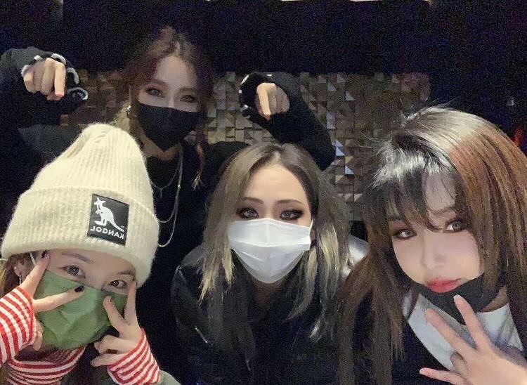 2NE1 2021 Reunion: CL, Dara, and Park Bom Celebrate Minzy’s Birthday
