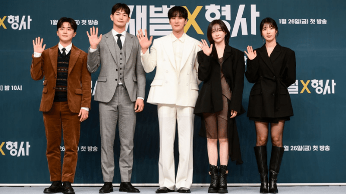 Ahn Bo Hyun On Leading Upcoming Drama “Flex X Cop”: “I Should Do My&nbsp;Best”