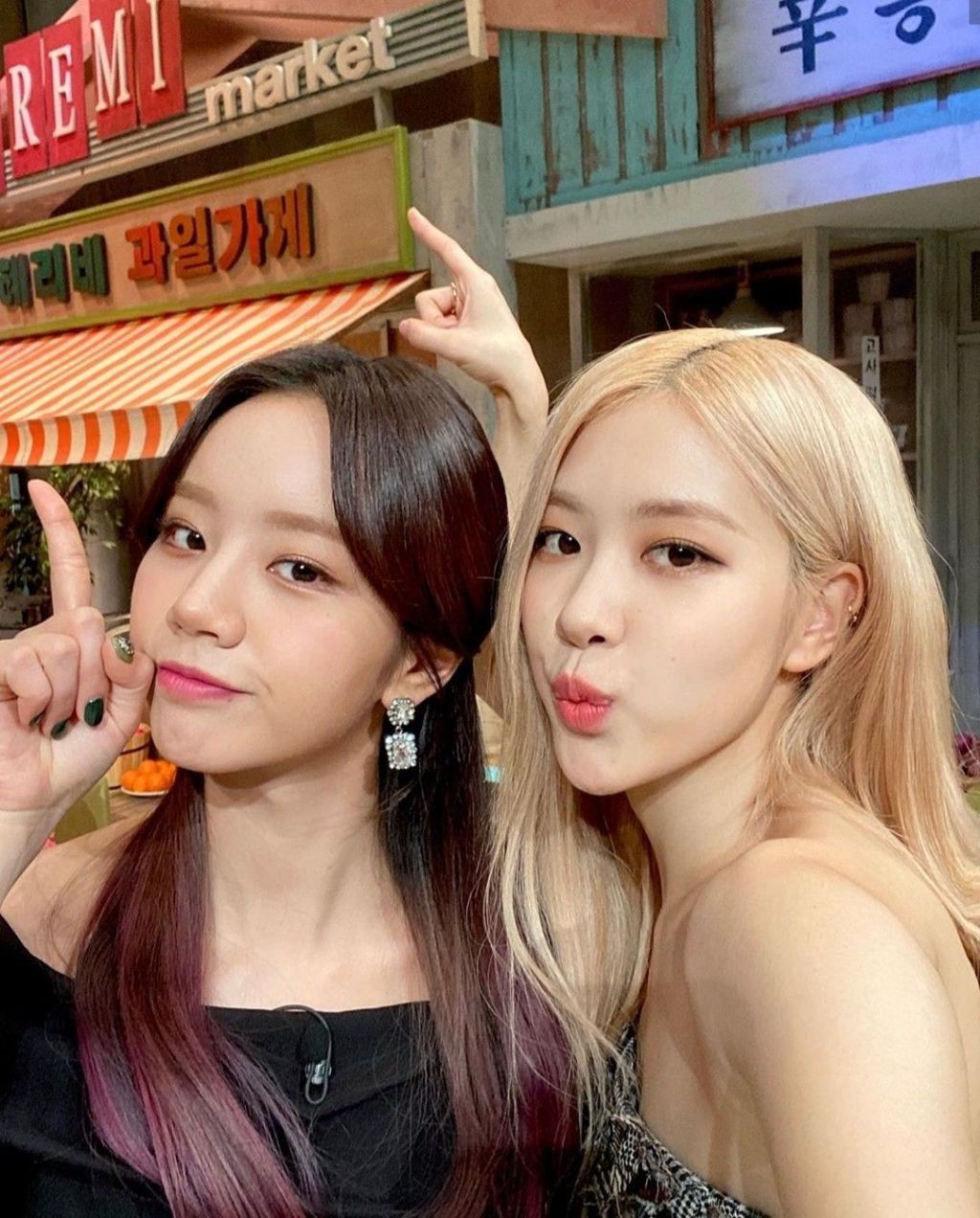 BLACKPINK’s Rosé Sends A Food Truck To Hyeri, Visit Hyeri During&nbsp;Filming