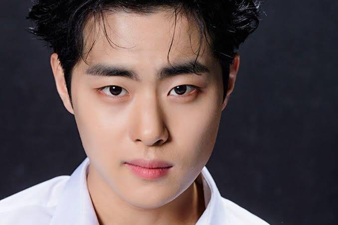 Jo Byung Gyu Is In Talks To Star In An Upcoming Webtoon-based&nbsp;Drama
