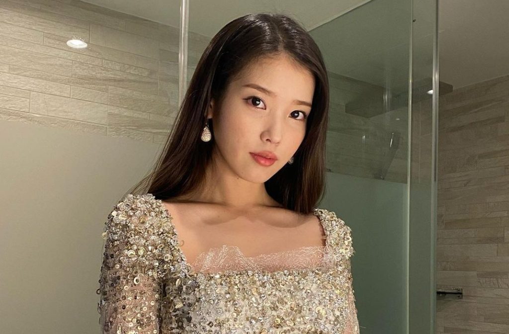 IU Wins A Daesang At The 35th Golden Disc Awards; Shares Comeback And Full Album Release Plans