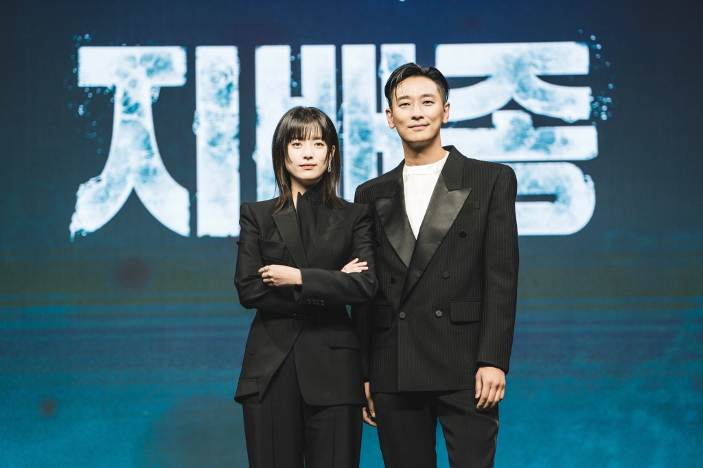 Han Hyo Joo and Ju Ji Hoon Divulge on their Working Relationship in Disney+’s “Blood&nbsp;Free”