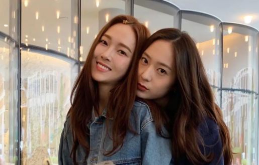 Jessica Sends A Coffee Truck To Her Sister, Krsytal, At The Set Of “Police University”