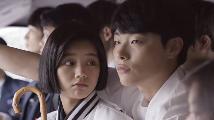 LOOK: “Reply 1988” Stars Ryu Jun Yeol And Hyeri Spotted On A&nbsp;Date